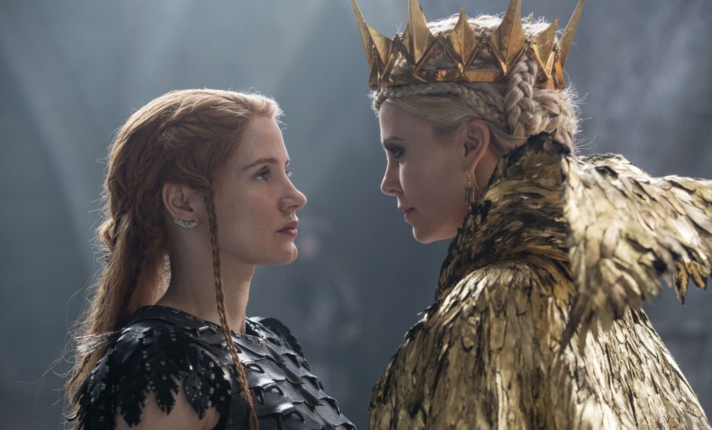 Cacciatore e la regina di Ghiaccio Charlize Theron e Jessica Chastain