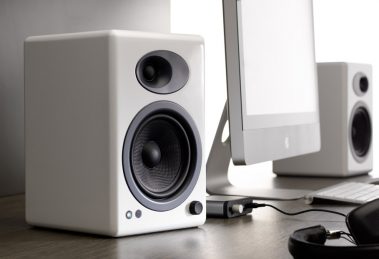 audioengine A5+ bianco