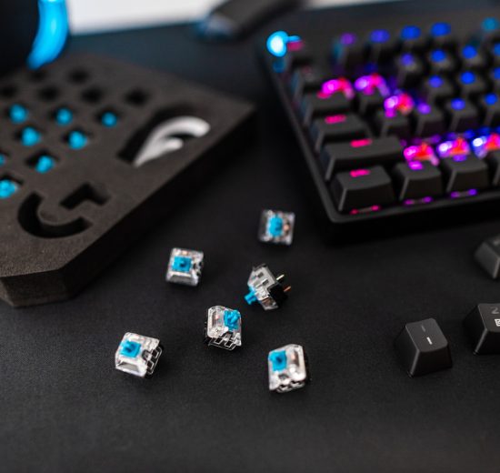 logitech 7 G512 Carbon