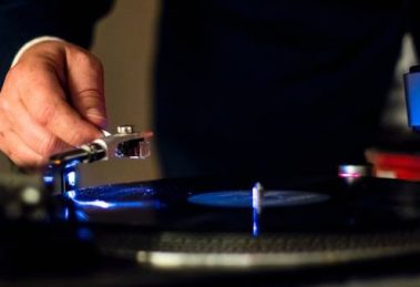 9 trucchi, tra realtà e leggenda, per far suonare meglio un sistema hi-fi 9 trucchi, tra realtà e leggenda, per far suonare meglio un sistema hi-fi